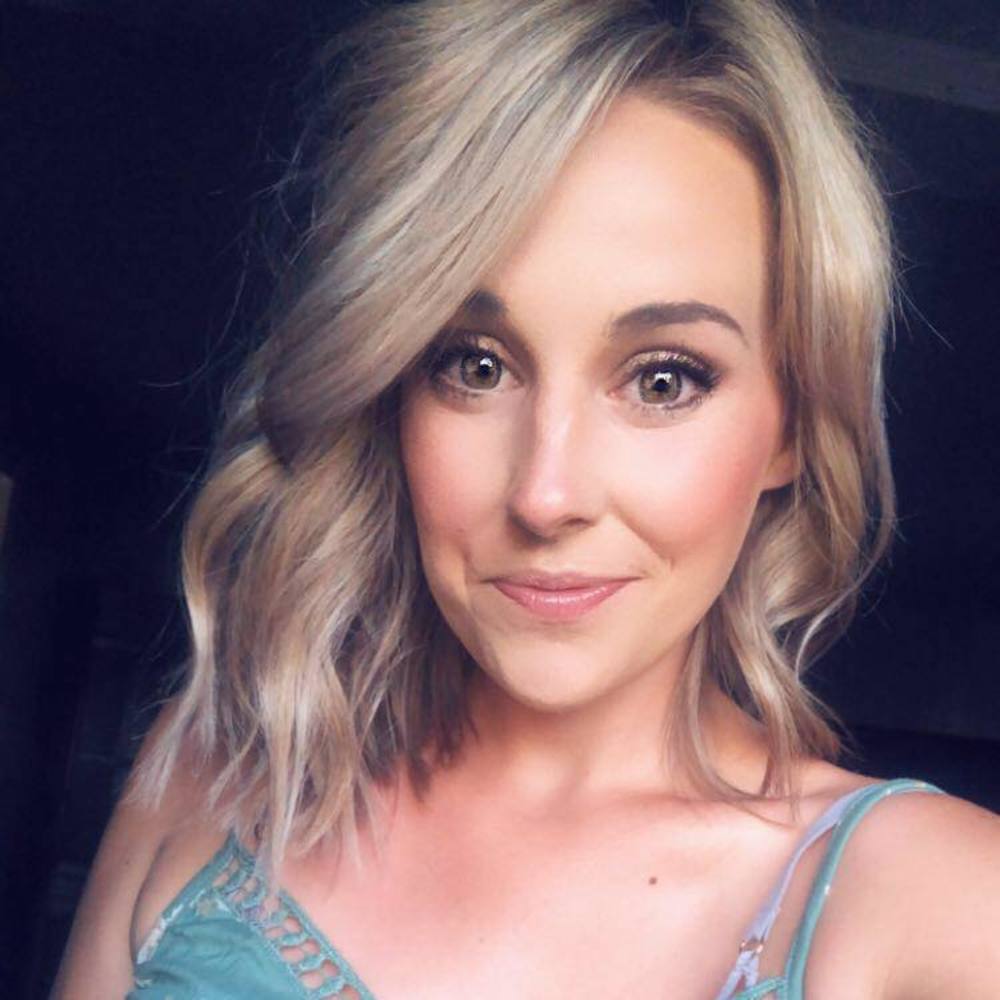 Meet your Posher, Jenna